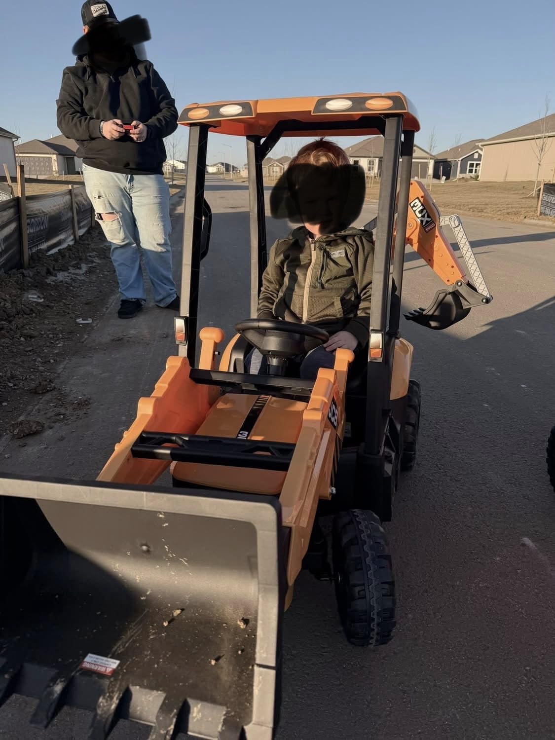 First Ride On JCB Excavator – Safe, Fun, and Built for Kids photo review