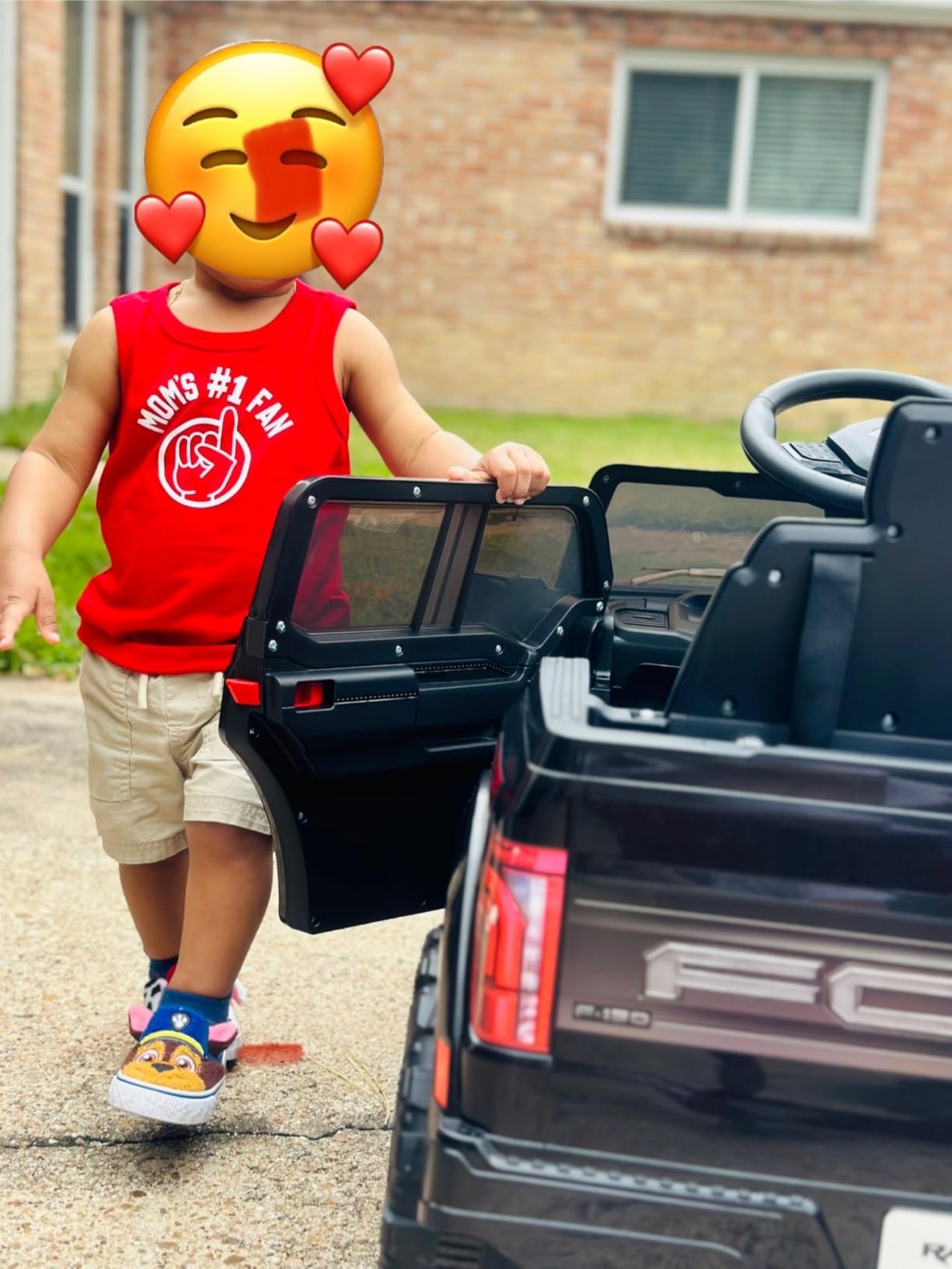 First Ride On Ford F-150 Raptor – Safe, Fun, and Ready for Little Drivers photo review